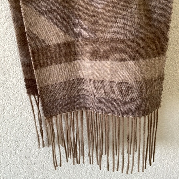 Cozy, soft tasseled acrylic/wool scarf in lovely earth tones, 72”X 10” - Picture 4 of 10